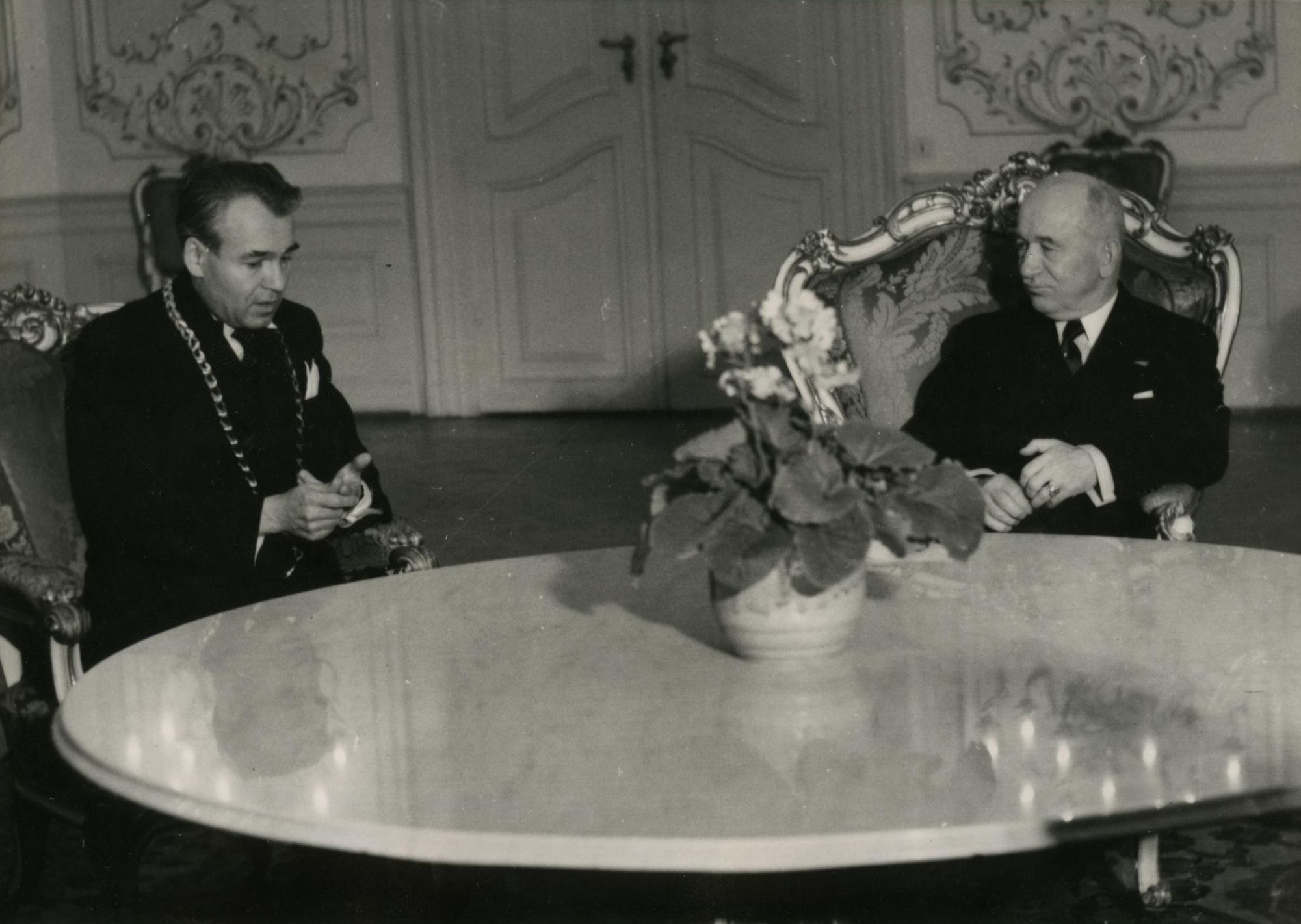 3 Audience rektorů vys. škol u pres. E. Beneše 16 11 1945