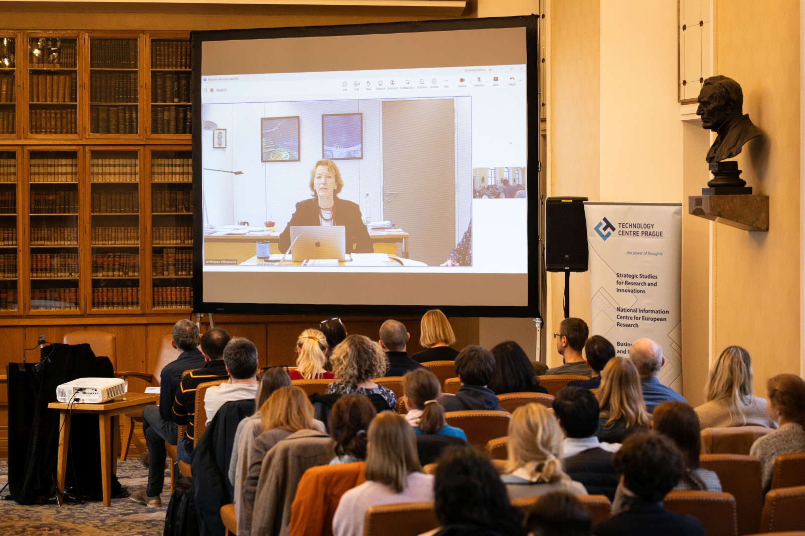 2025 11 19 Narodni infoden ERC 054