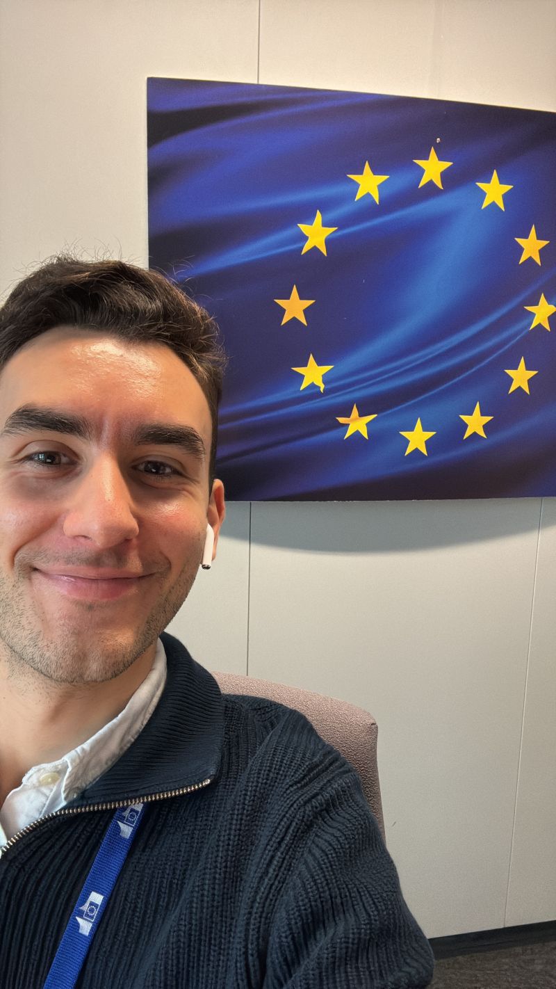 8F818A61 1441 4B06 8246 2F6FEE93F44C