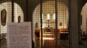 Teologické fakulty pomáhají v praxi, útěchu poskytují i na dálku