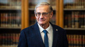 „Chci být rektorem všech.“ Univerzitu povede Jiří Zima