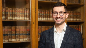 Český profesor z Oxfordu: Dobrý chirurg ví, kdy neoperovat