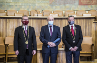 53969038b-921d-4858-94a3-ecb4a0b2aea0_original