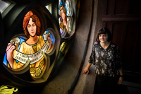 2021_07_08_Anna_Bartonova_vitraze_Kolin_04_original