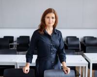 2026_08_19_Petra_Johana_Poncarova_filolozka_010_original