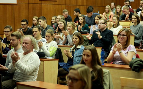 Večerní vizita s poutavým vyprávěním profesora Černého