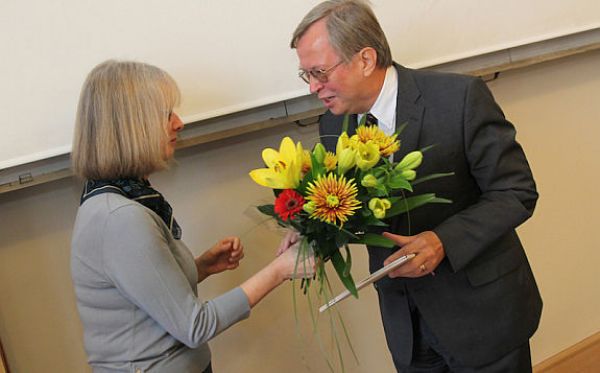 Profesor Pánek obdržel na Filozofické fakultě UK titul emeritní profesor