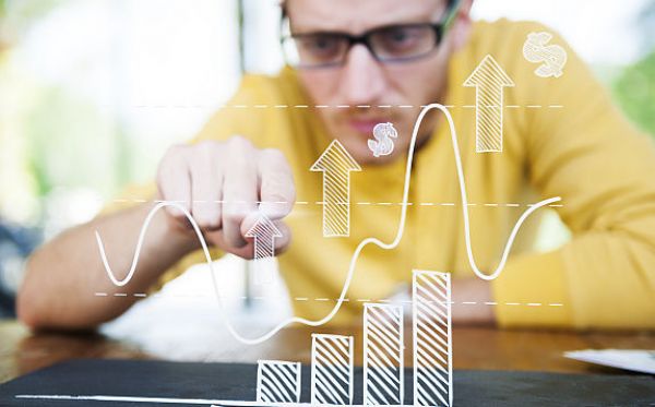 Nejlepší mladí ekonomové roku 2014 jsou z CERGE-EI a IES FSV UK