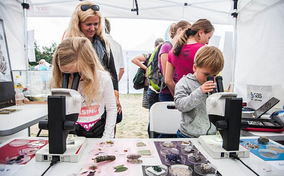 Přijďte si ve středu užít Festival vědy. Opět se potkáme na Vítězném náměstí