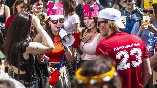 Students, spring, and a royal crown in the heart of Prague